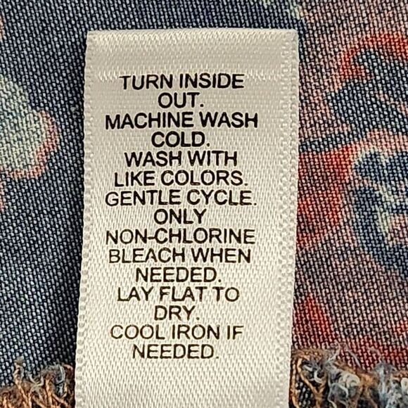 Cato Blue and Pink Floral Chambray Button Down Tunic Shirt Size Medium - Picture 9 of 10